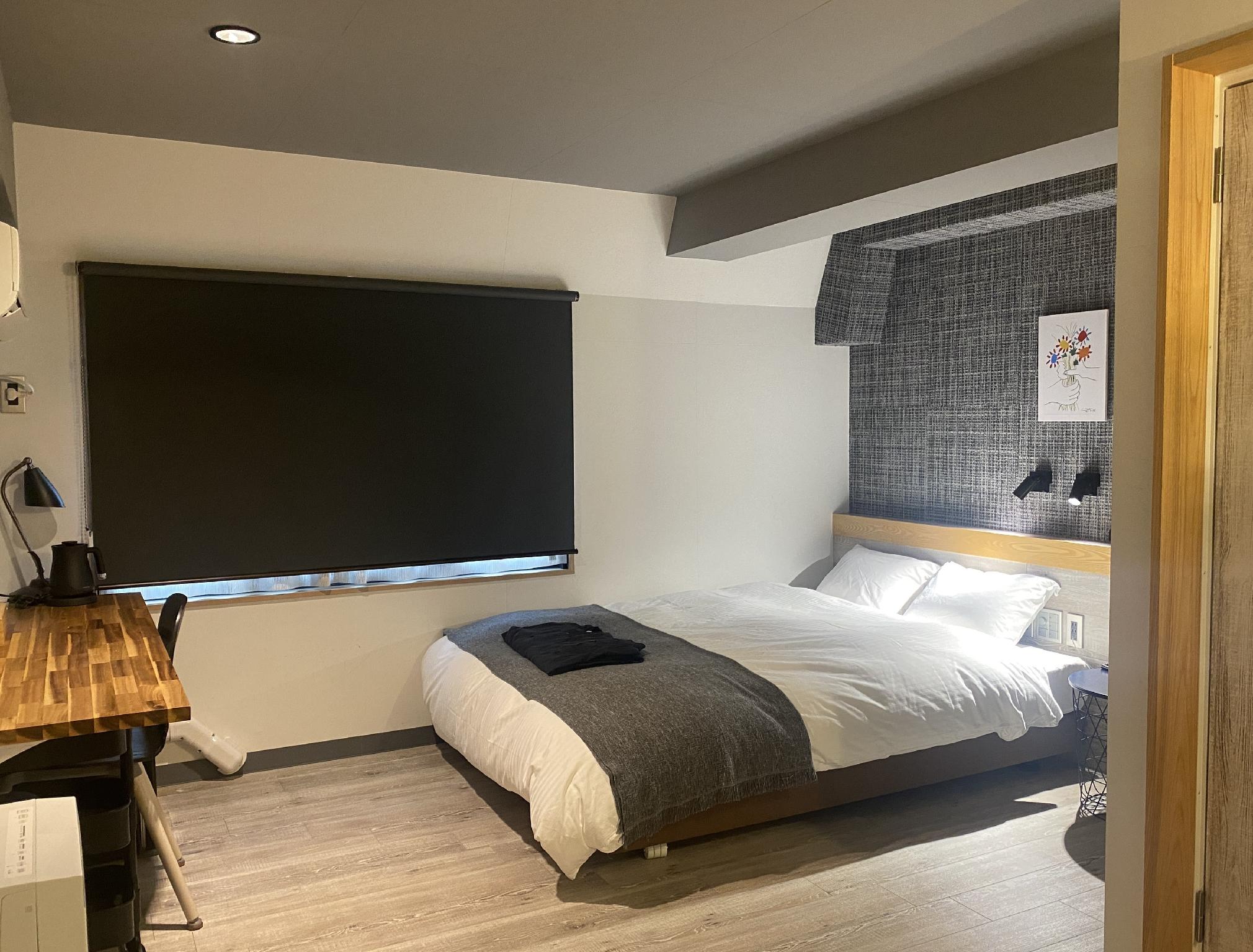 Moderate, Double Bed