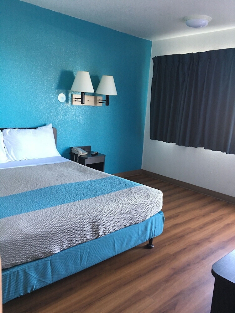 Motel6 Tucumcari, NM 46/71