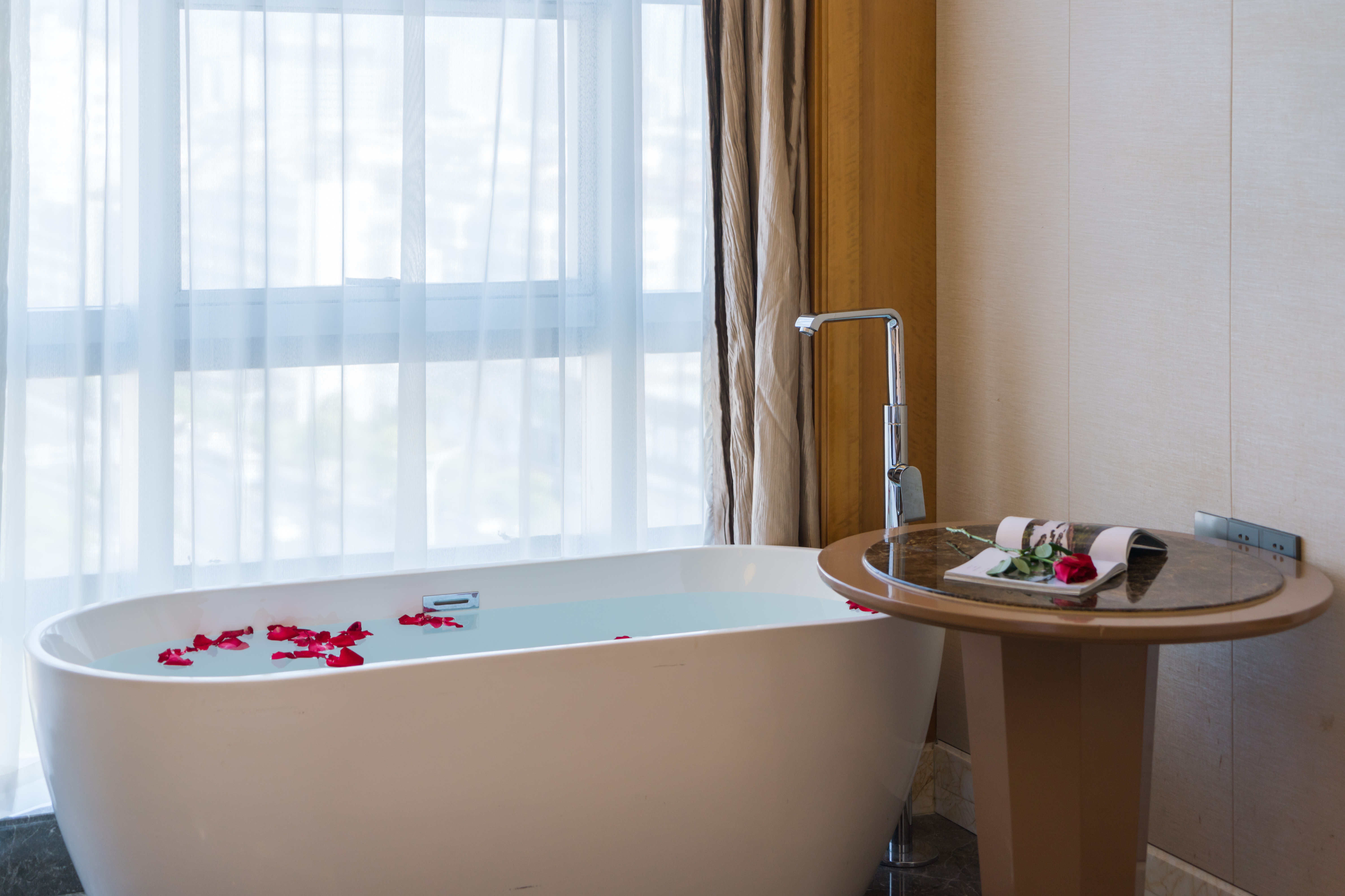 Rezen Hotel Jade Crystal 46/51