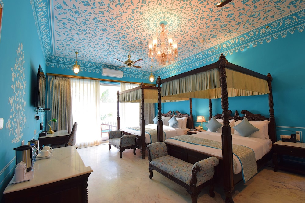 Umaid Farm Resort A Legacy Vintage Stay In Jaipur 30/50