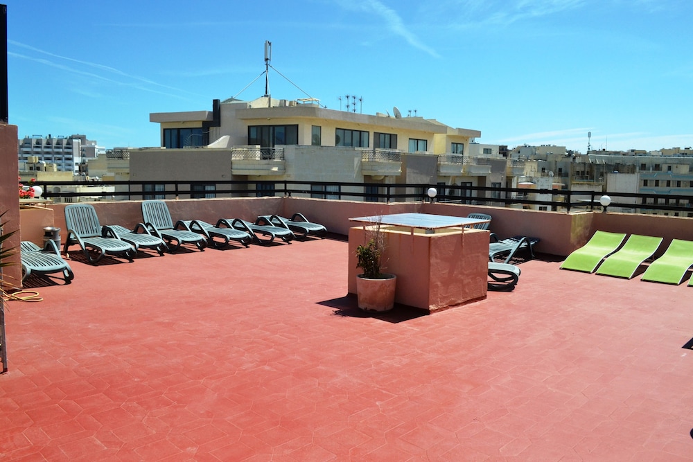 Relax Inn Hotel 13/21