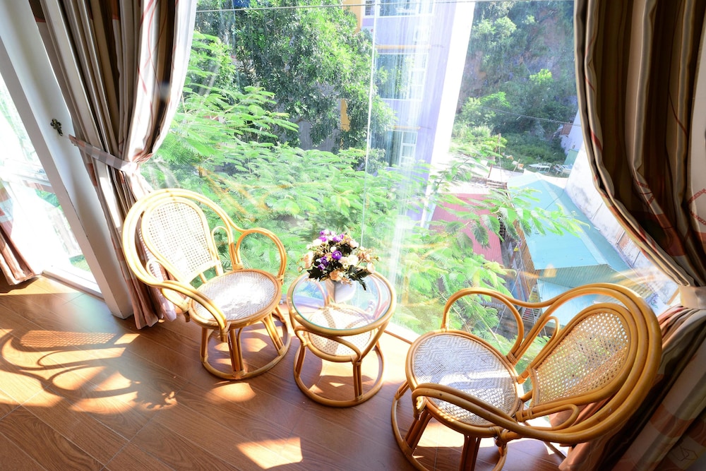 Catba Island Hotel 37/50