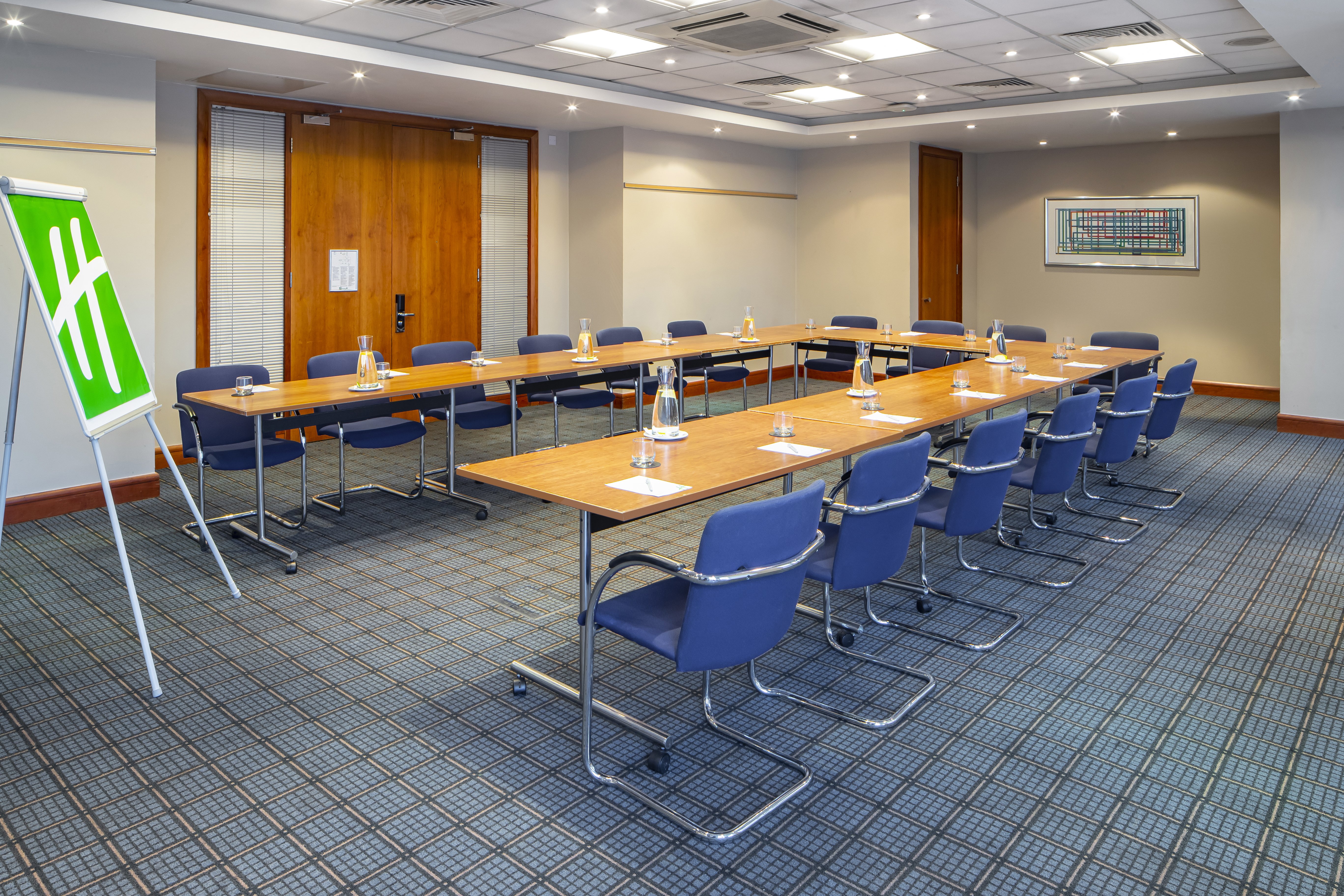 HOLIDAY INN BASINGSTOKE 32/45