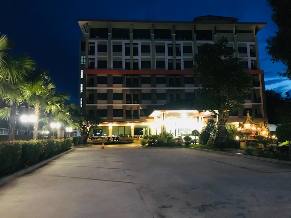Atk Garden Hills 4/48