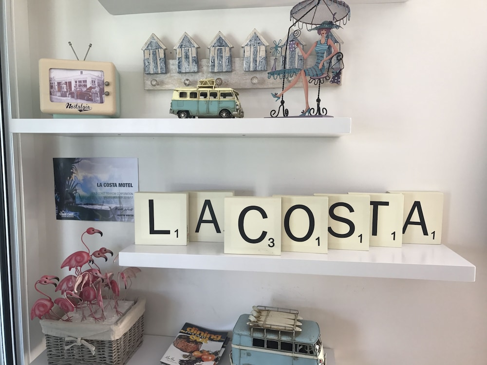 La Costa Motel 13/35