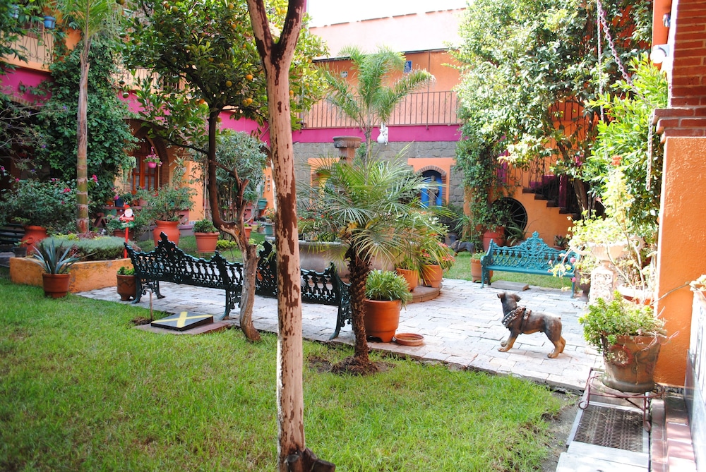 Hotel Posada La Casona de Cortes 68/72
