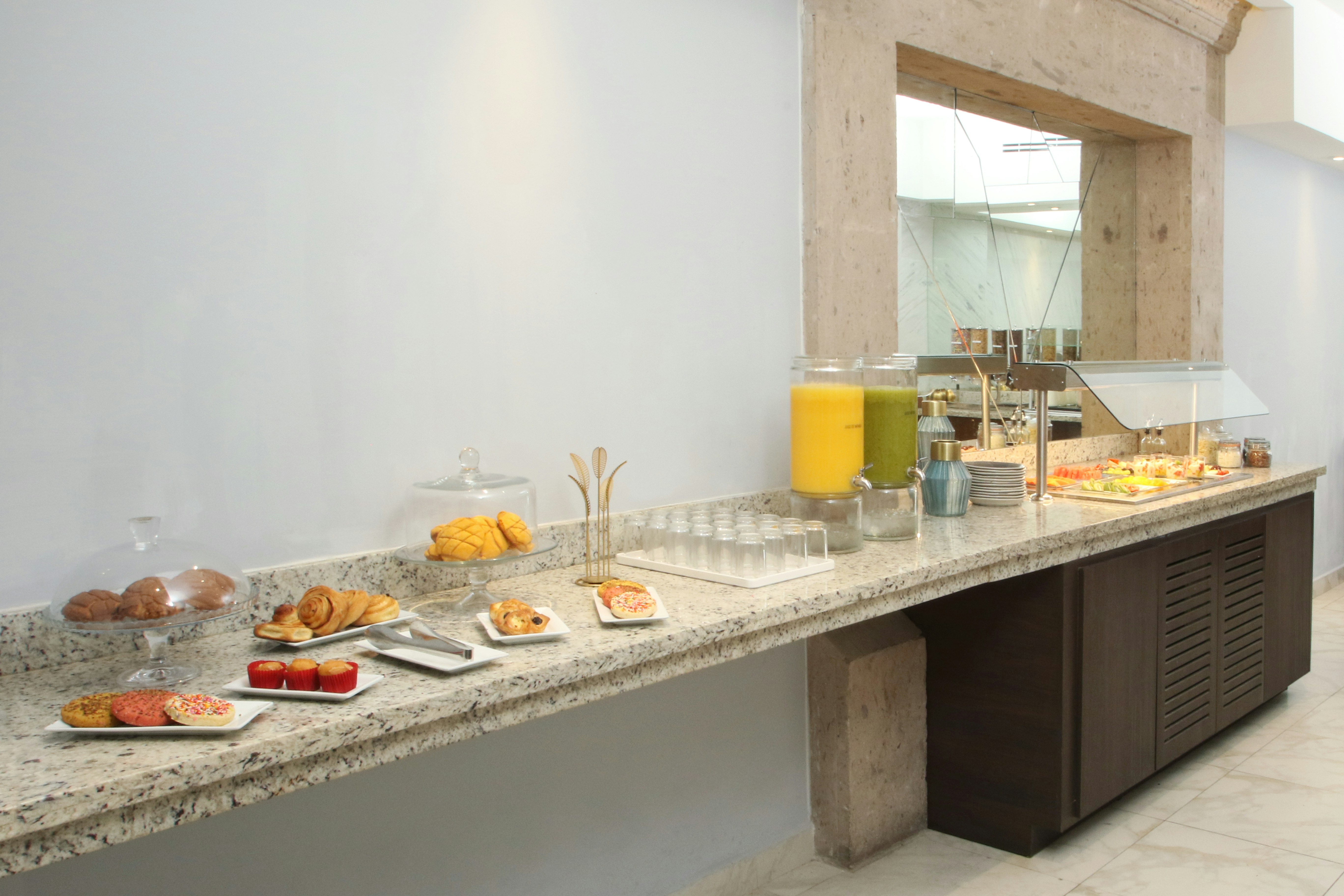 voco Saltillo Suites, an IHG Hotel 50/50