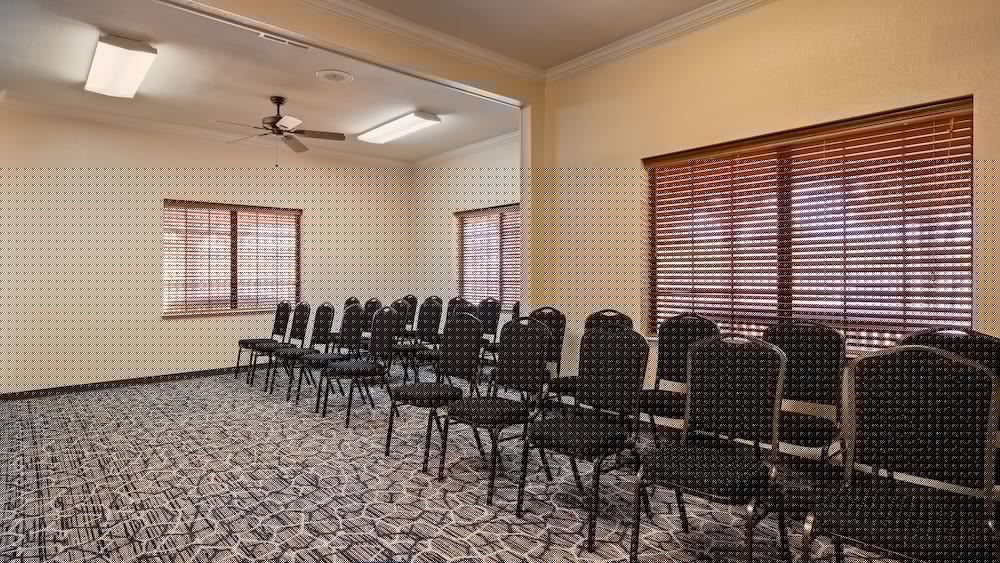Best Western Dinosaur Valley Inn & Suites 34/37