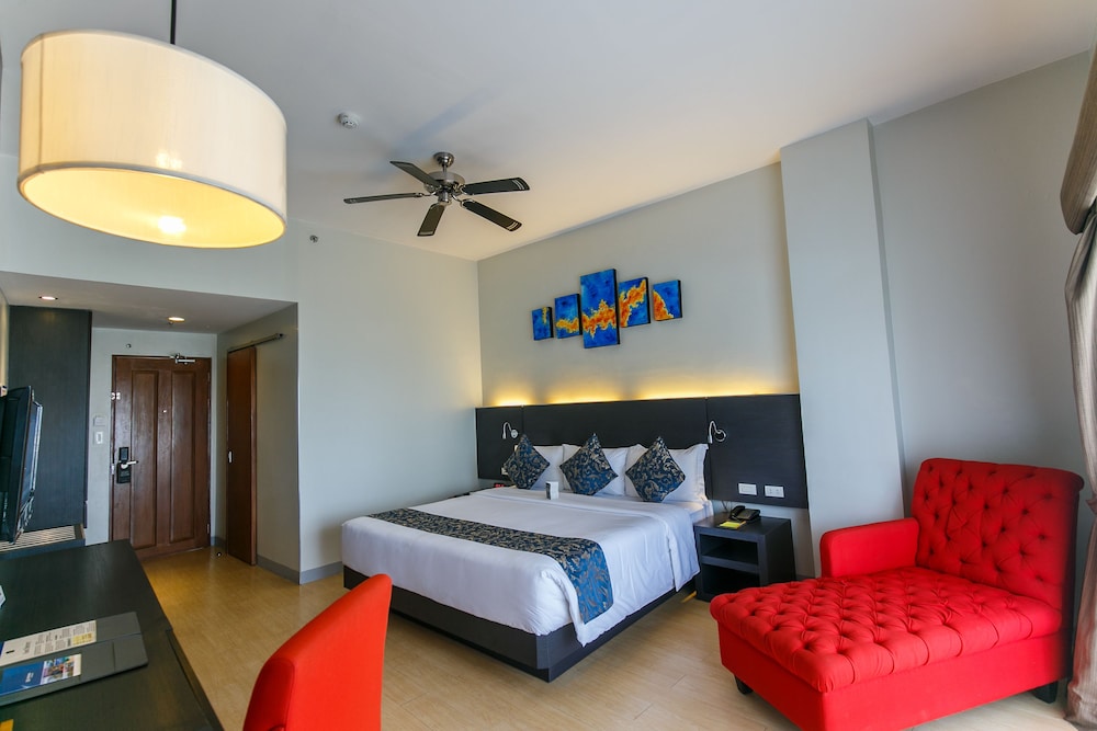 Solea Seaview Resort (Newly Renovated) 10/47