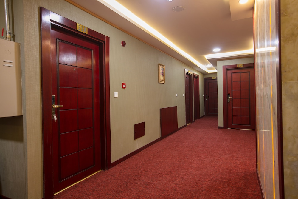 Strand Hotel Jordan 7/59