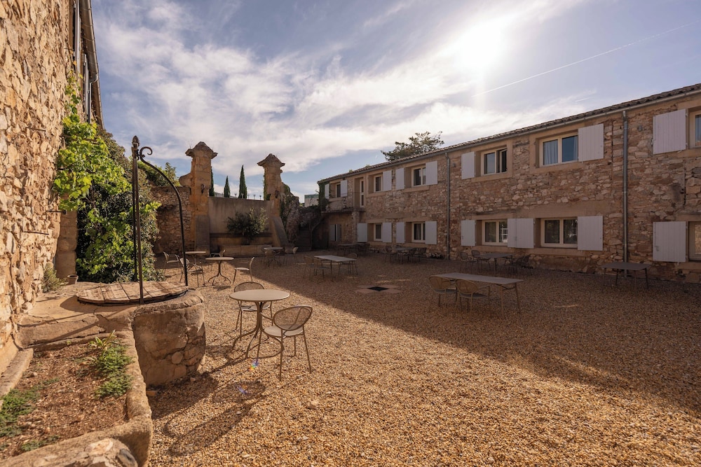 Hotel Mercure Aix en Provence Sainte Victoire 44/47