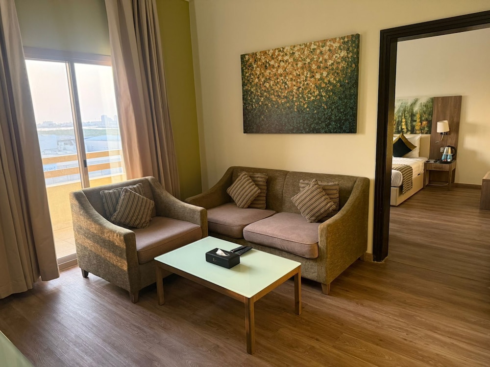 Royal View Hotel 38/59