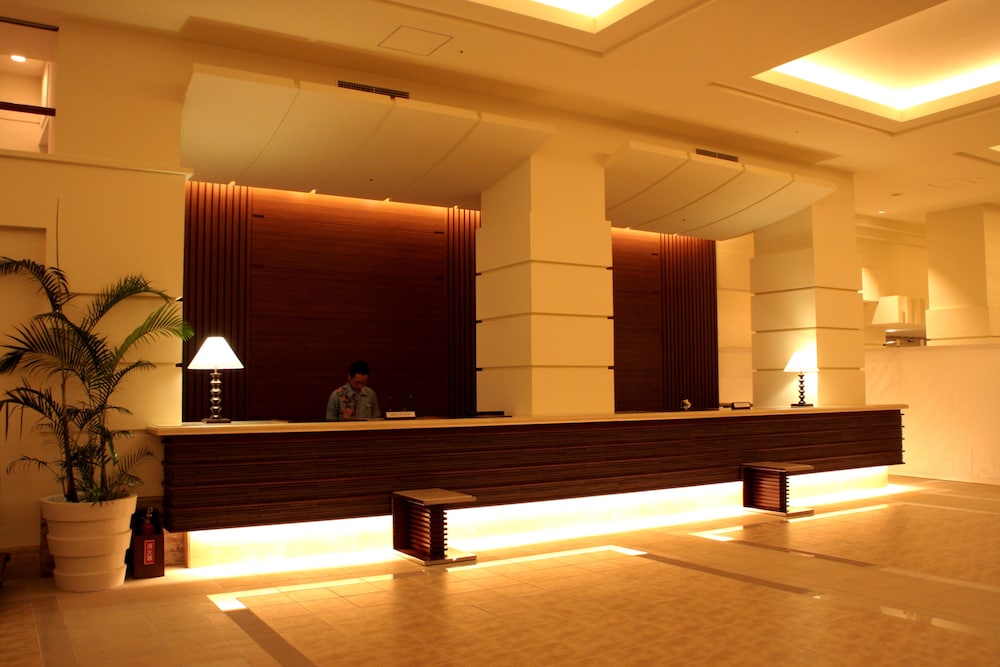 Lobby at Hotel Mahaina Wellness Resort Okinawa, MOTOBU - OKINAWA PREFECTURE