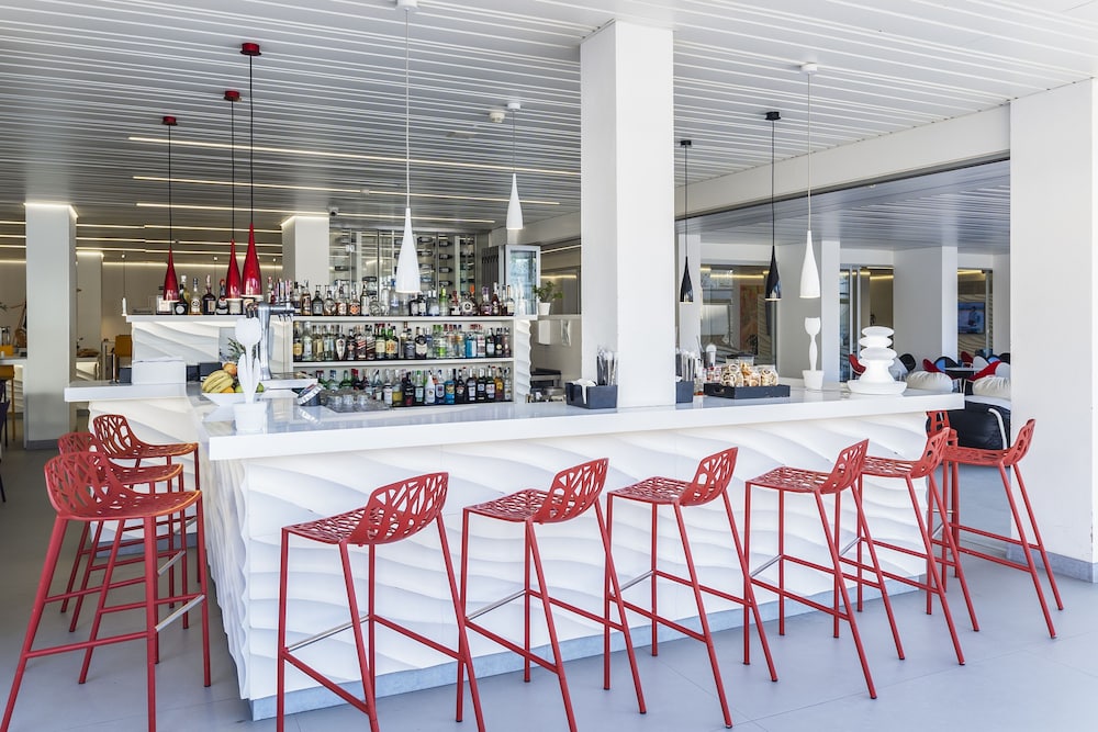 Caserio Hotel 38/55