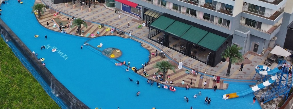 Vivace Resort 4/56
