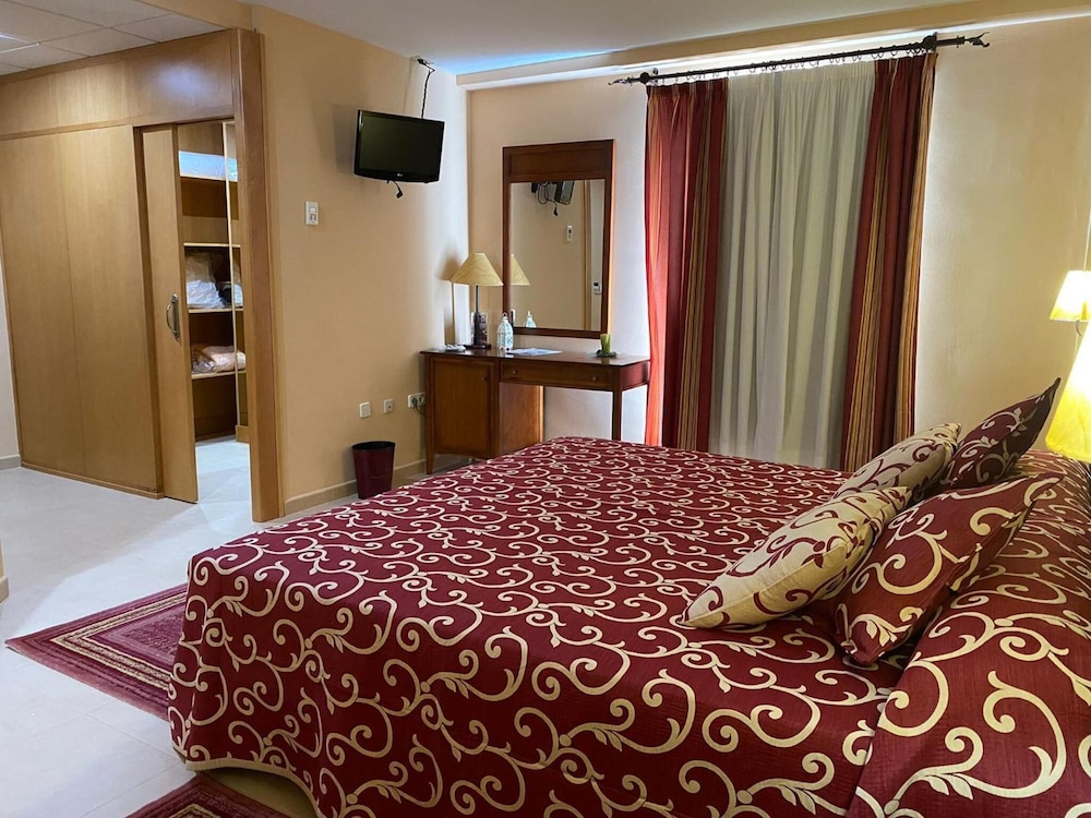 Gran Hotel Ciudad del Sur 6/26
