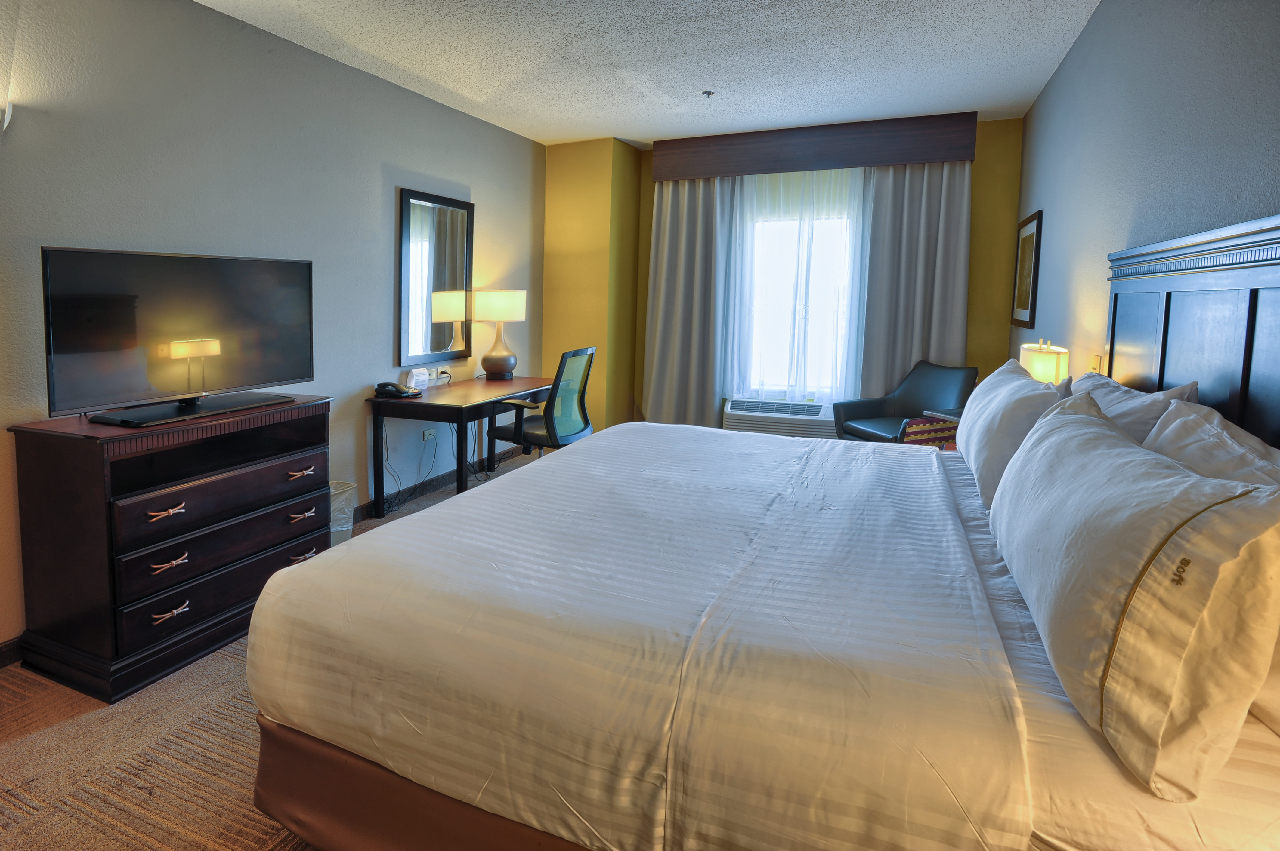 Holiday Inn Express Hotel Suites Pell City 33/71