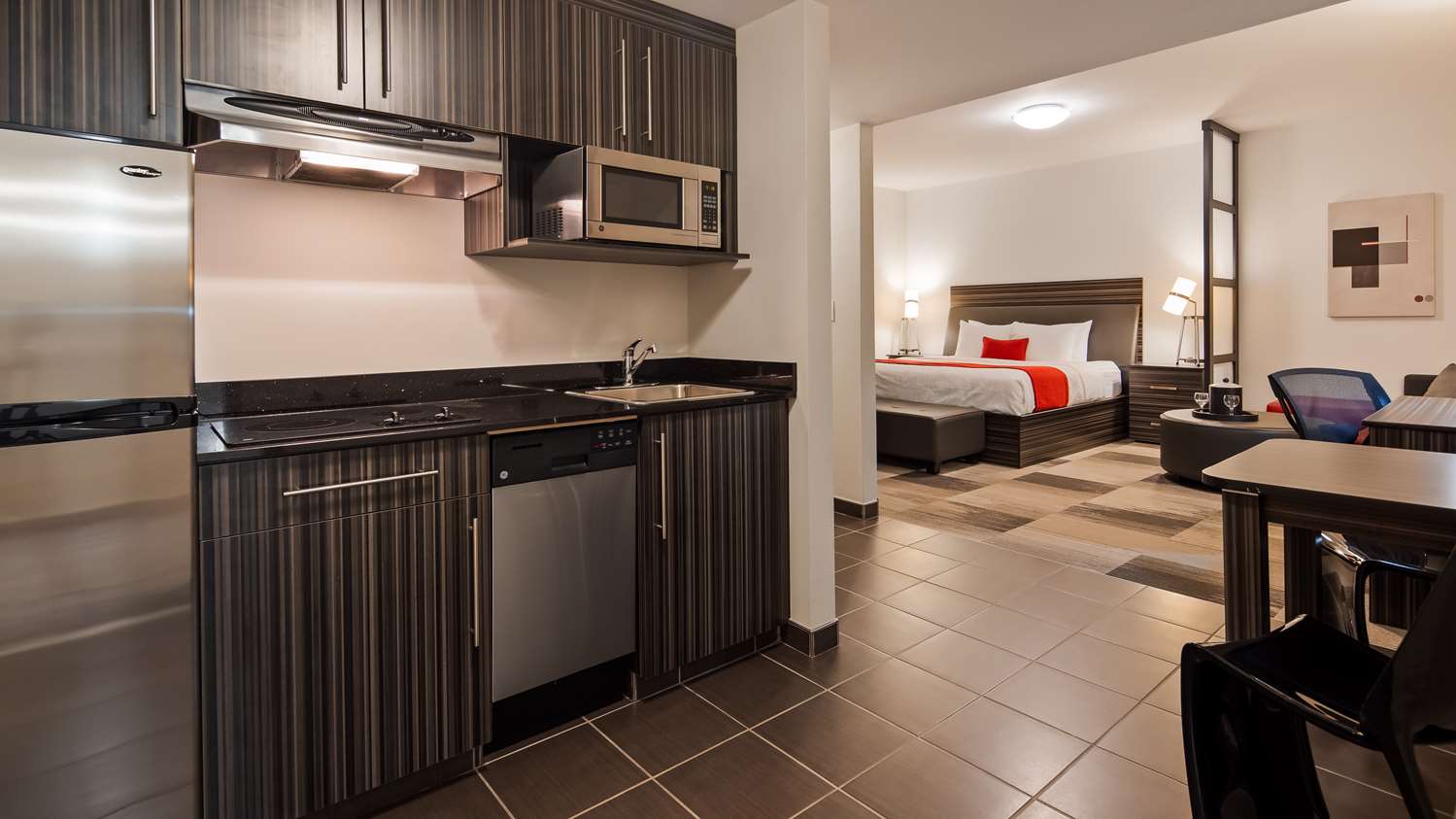 Best Western Plus Airport Inn and Suites 34/46