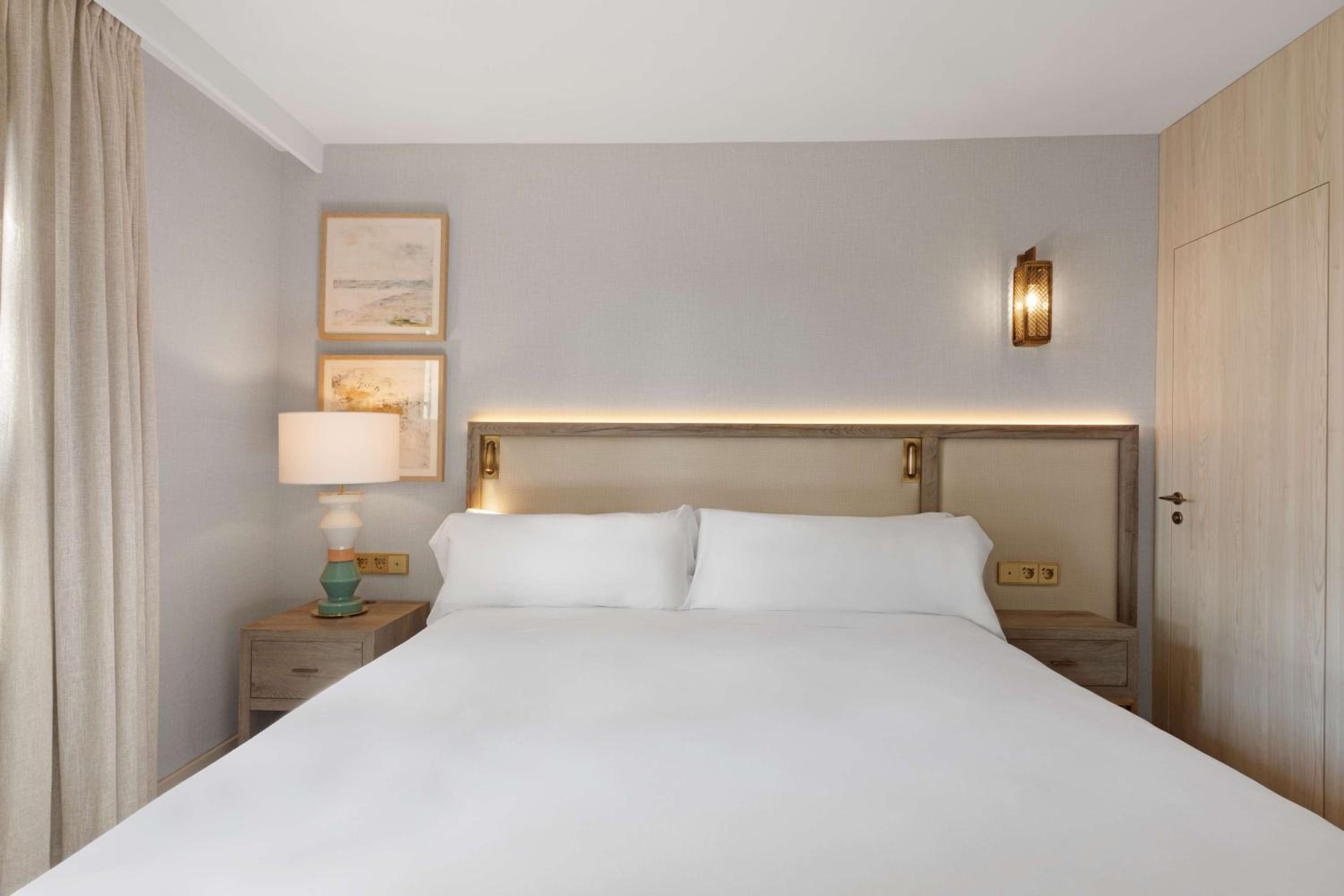 جناح عائلي بسرير كينج بغرفتي نوم، Hilton Mallorca Galatzo 2/5