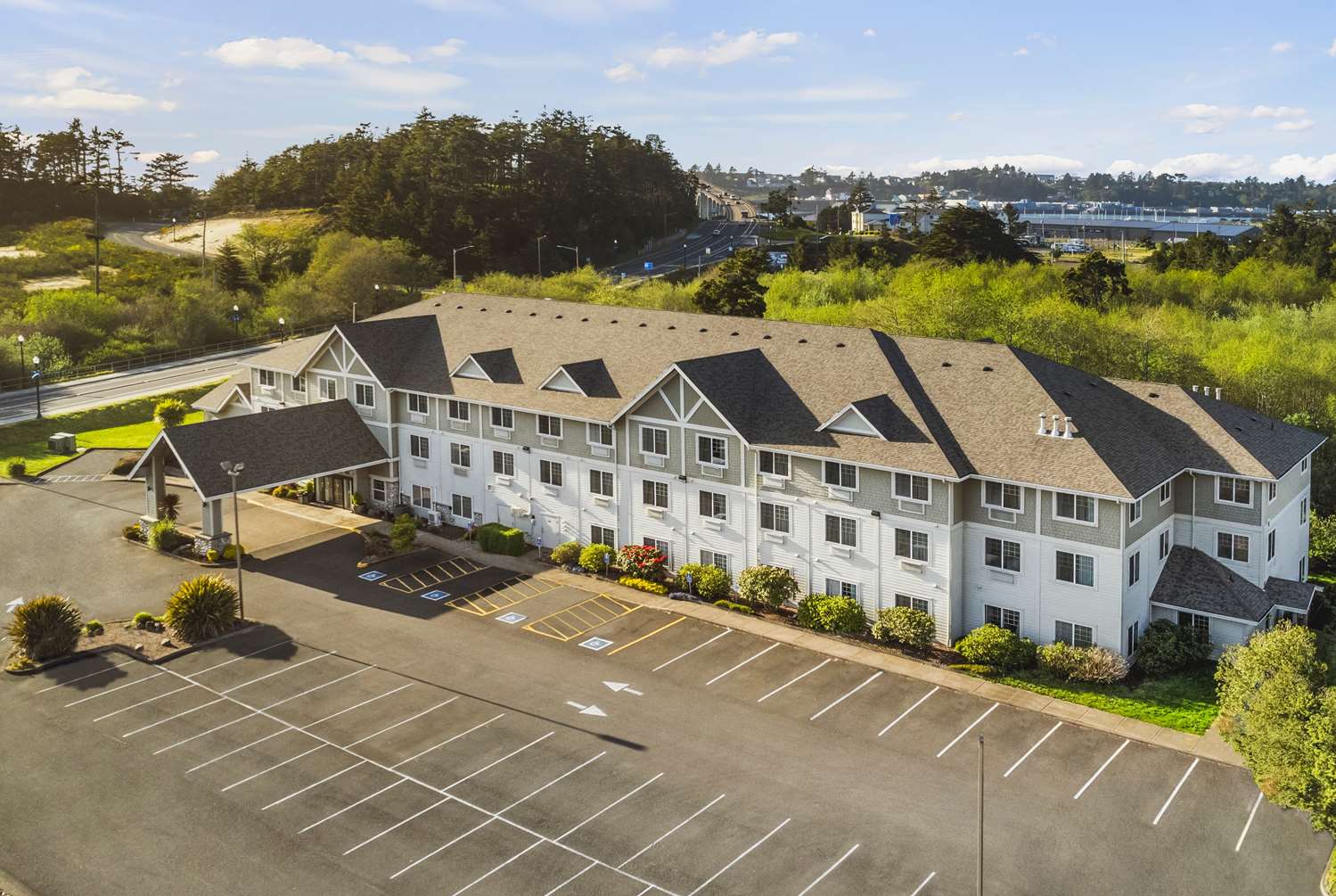 La Quinta Inn Suites By Wyndham Newport 25/40