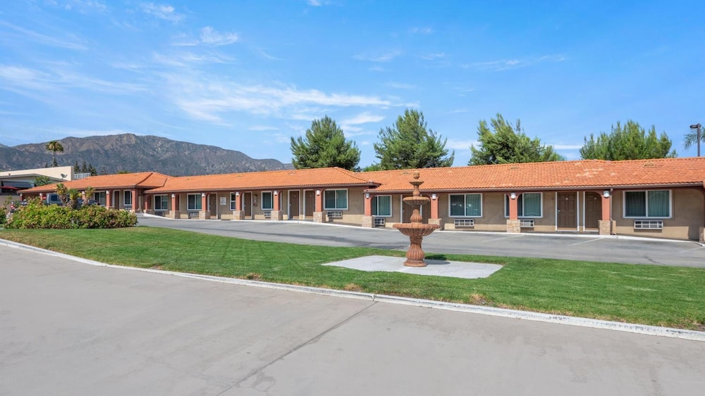 Oak Park Motel 5/28