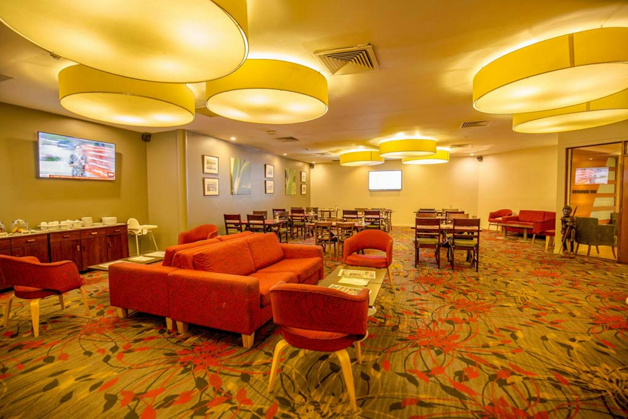 Gateway Hotel 17/30