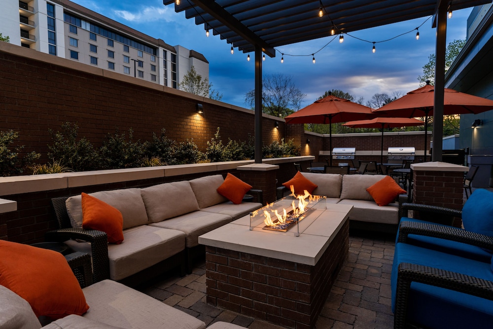Hyatt House Nashville Airport 24/44