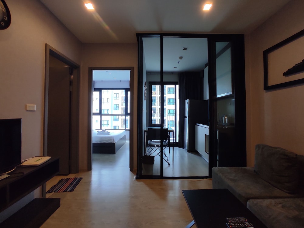 Many Holiday The Base Condo 28/45