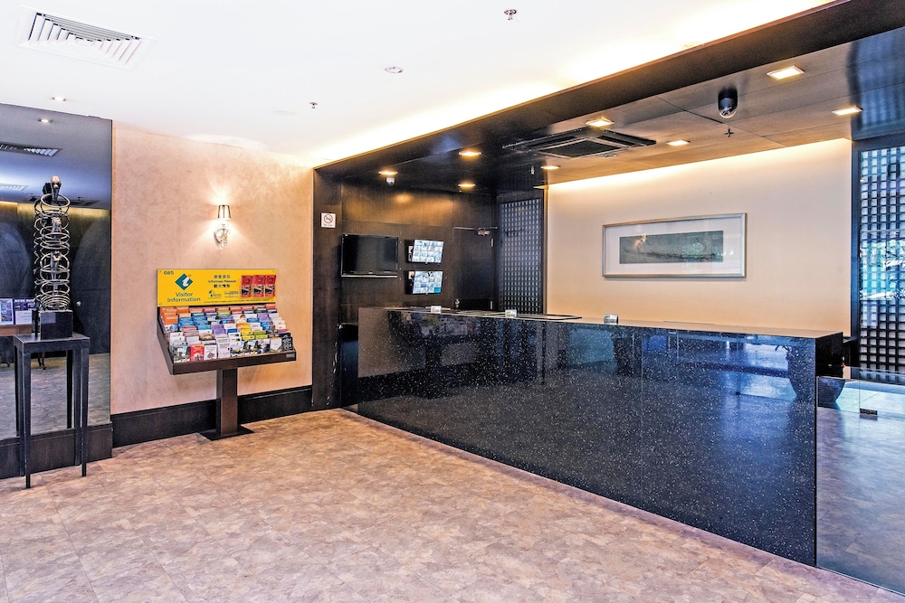 Lobby at Hotel 81 Tristar, SINGAPORE