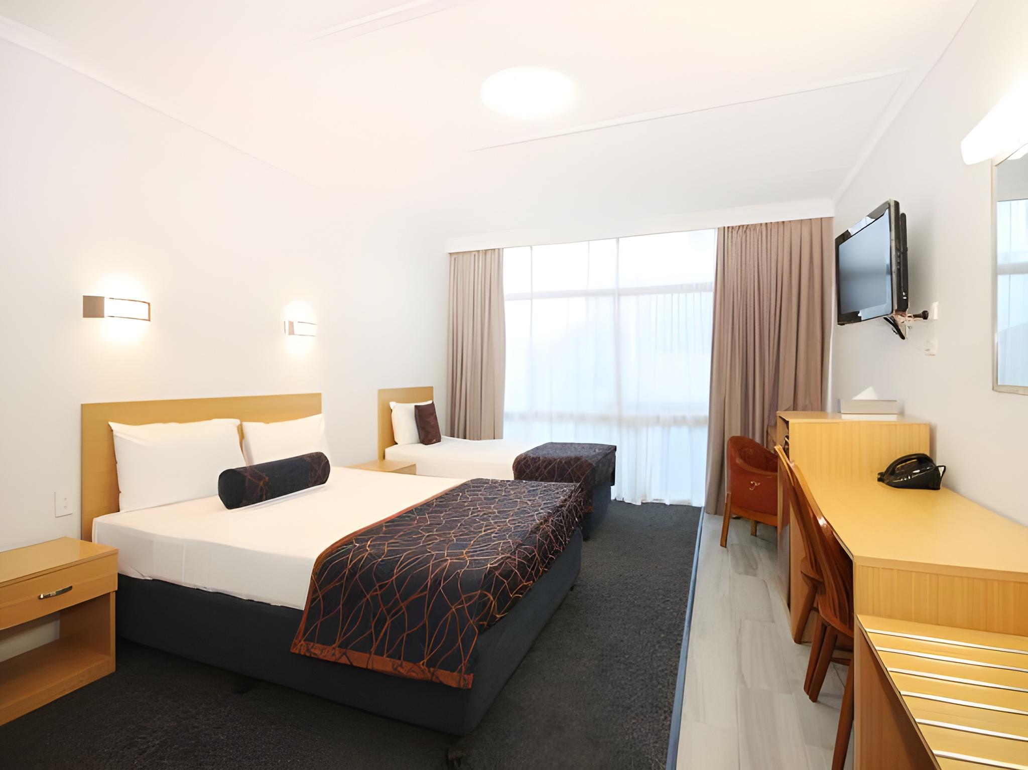 Room, Twin Beds