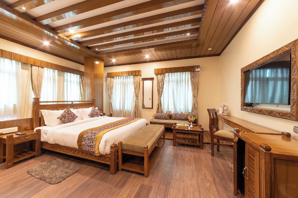 Surya Heritage Hotel 19/61