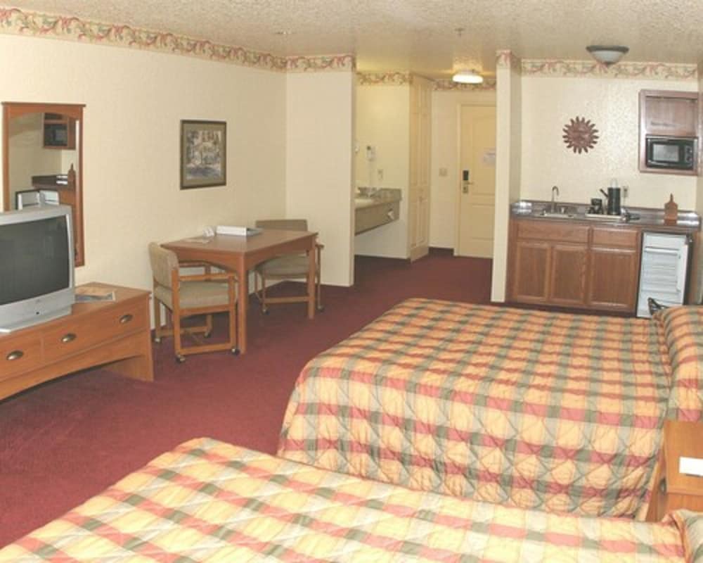 Murphys Suites 51/66