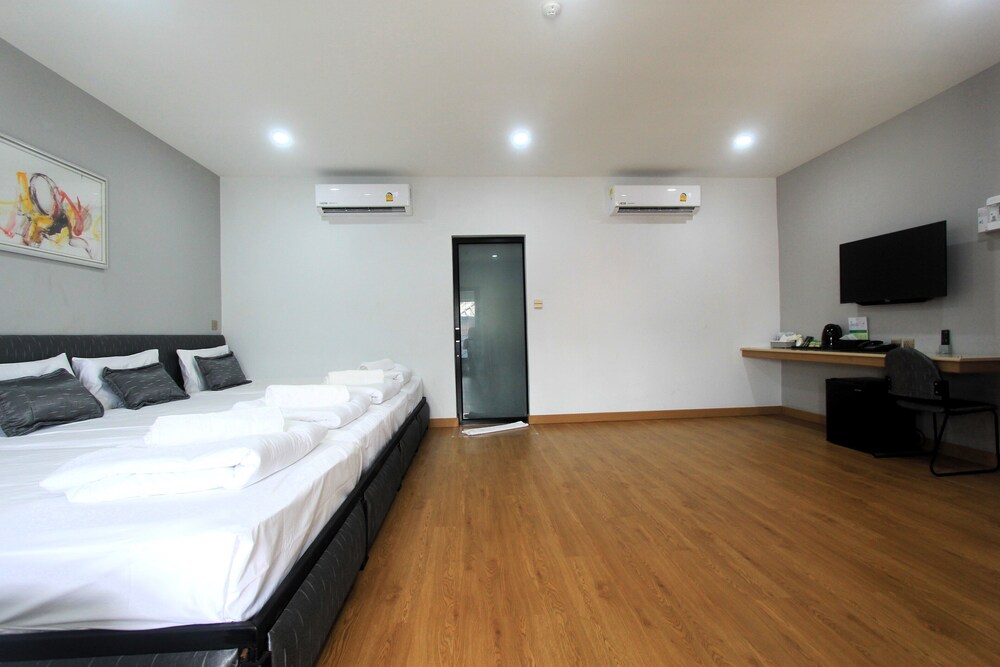 The Mira Hotel Chiang Rai 11/50