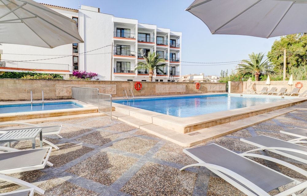 Hotel Hoposa Uyal 60/68