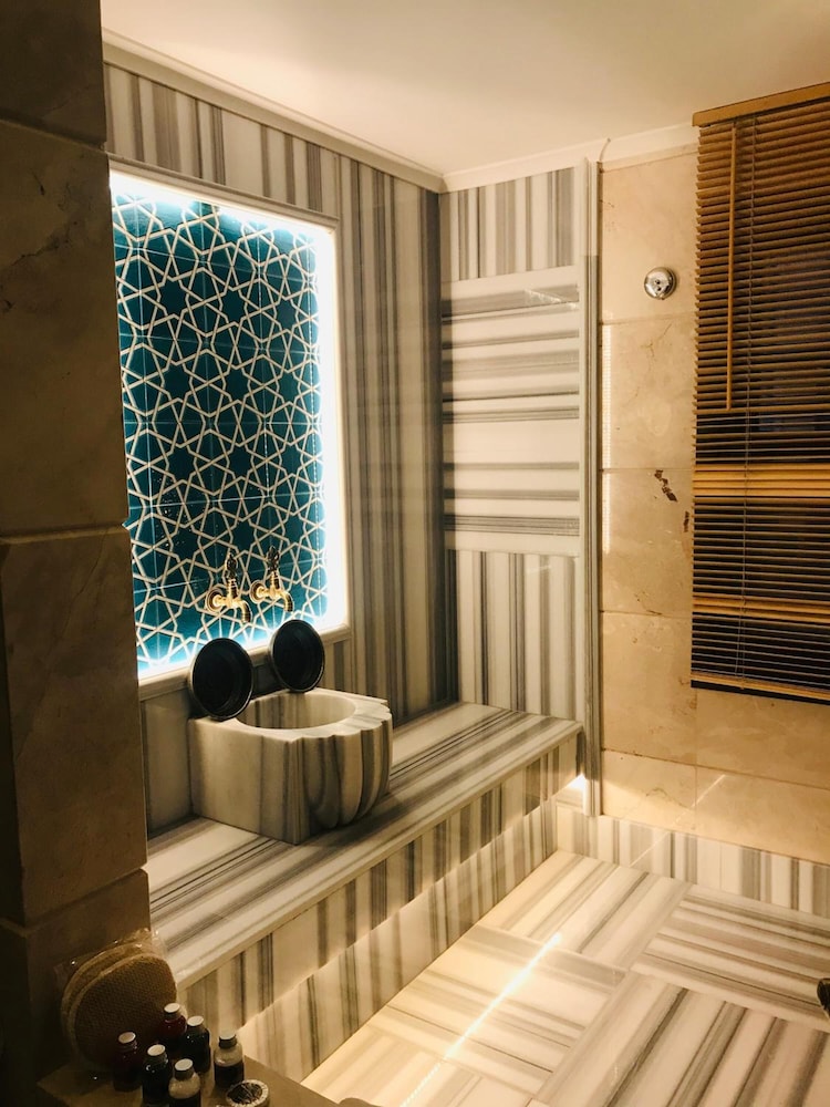 Chatto Boutique Hotel 25/39