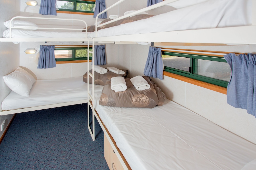EUREKA STOCKADE HOLIDAY PARK 62/80