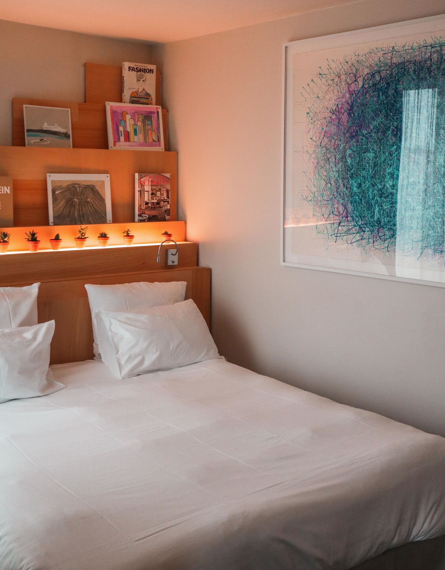 Big One, Double Bed, Canal View