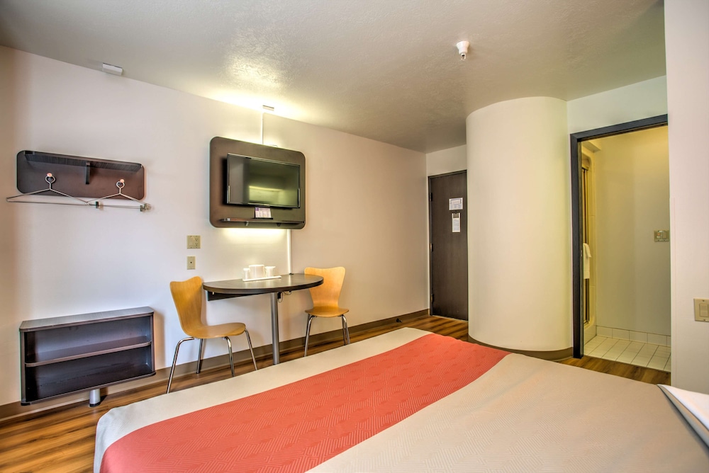 Motel6 Bozeman, MT 22/51