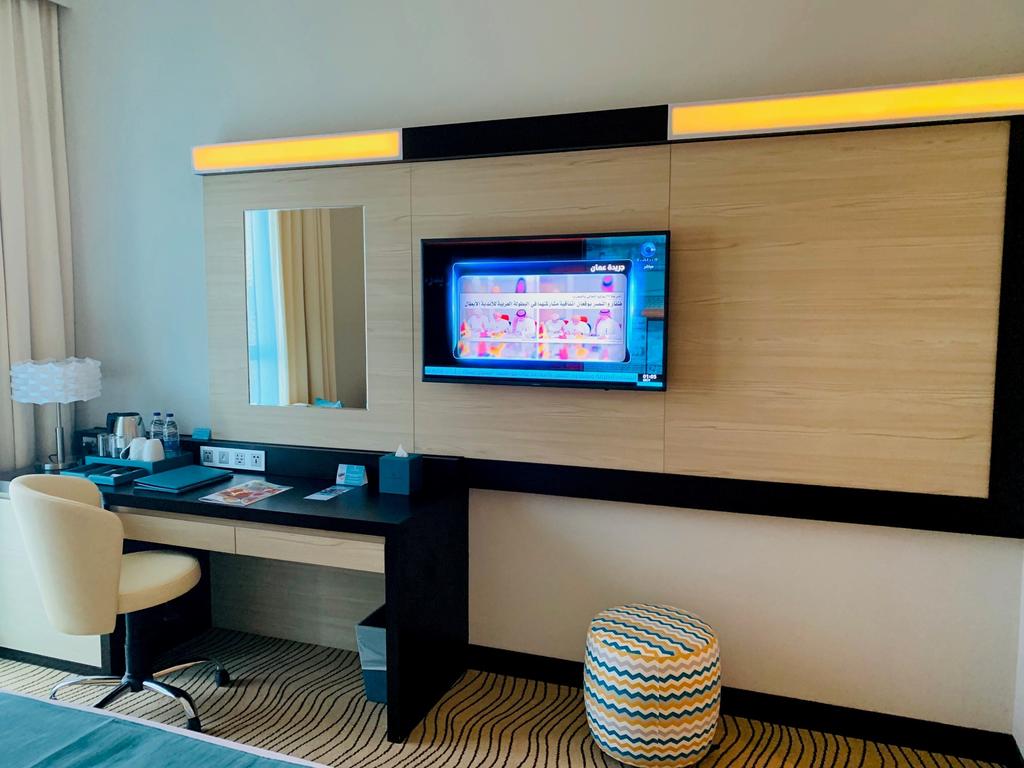 City Avenue Hotel 38/43