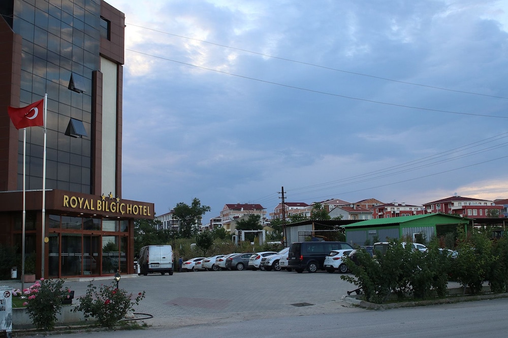 Royal Bilgic Hotel 30/35