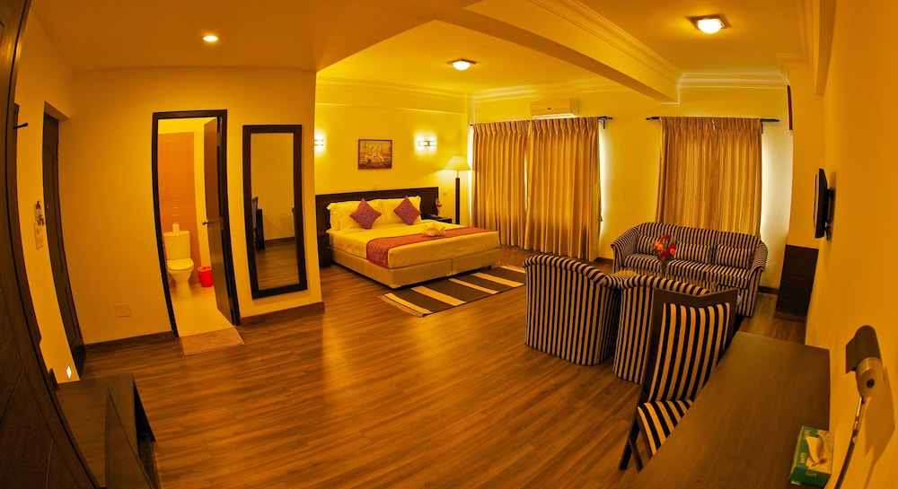 Waterfront Resort 23/50