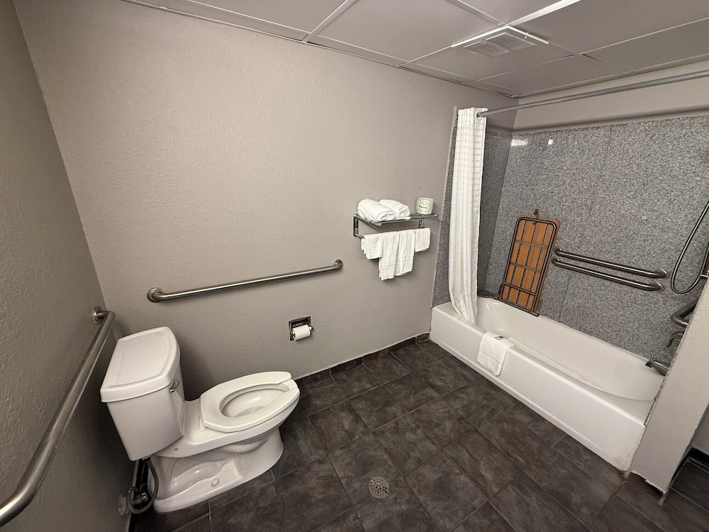 Motel6 Oklahoma City, OK - South 54/60