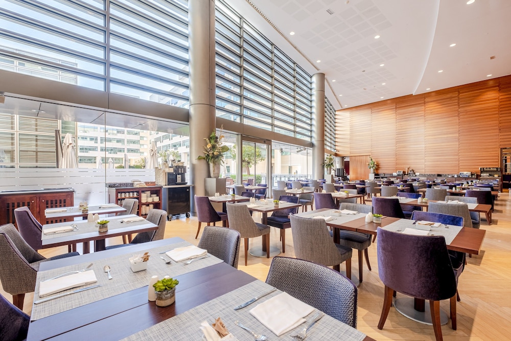 Eurostars Grand Marina 35/50