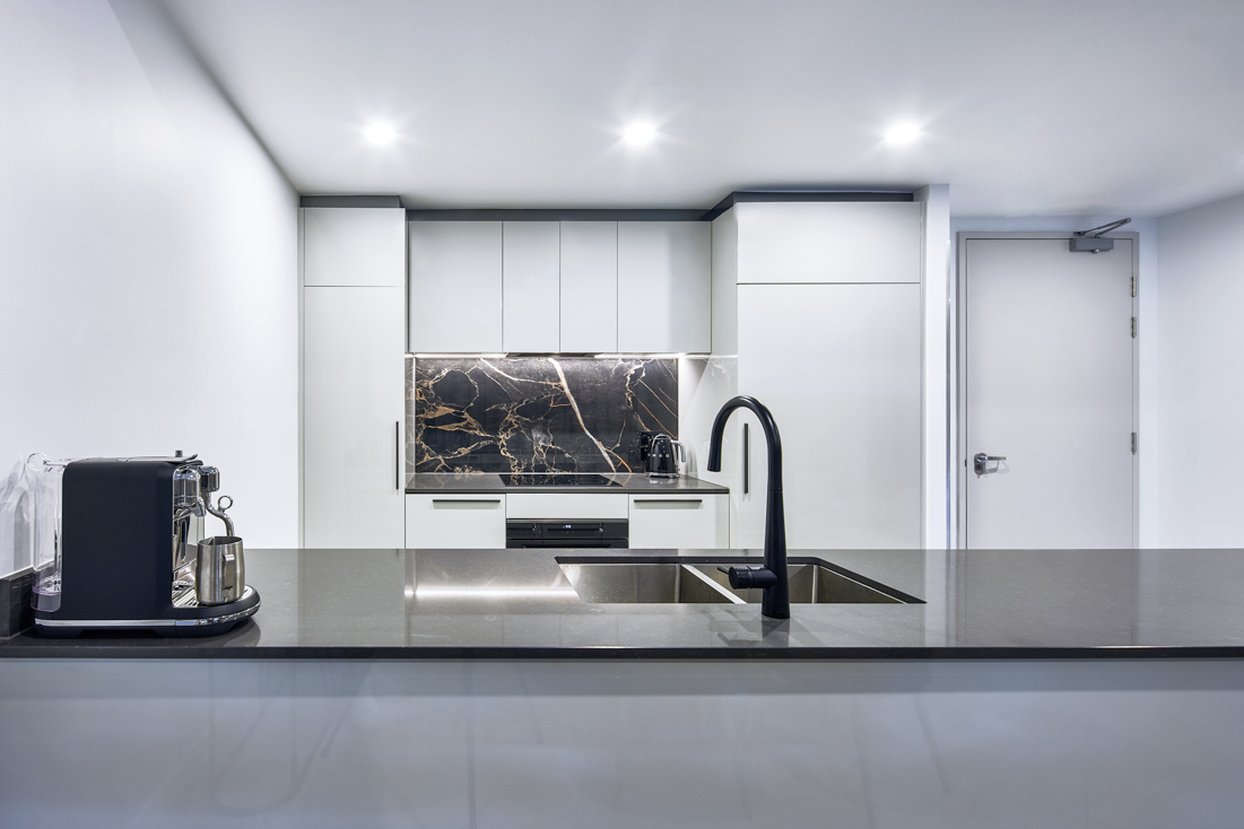 Meriton Suites Canberra 25/50