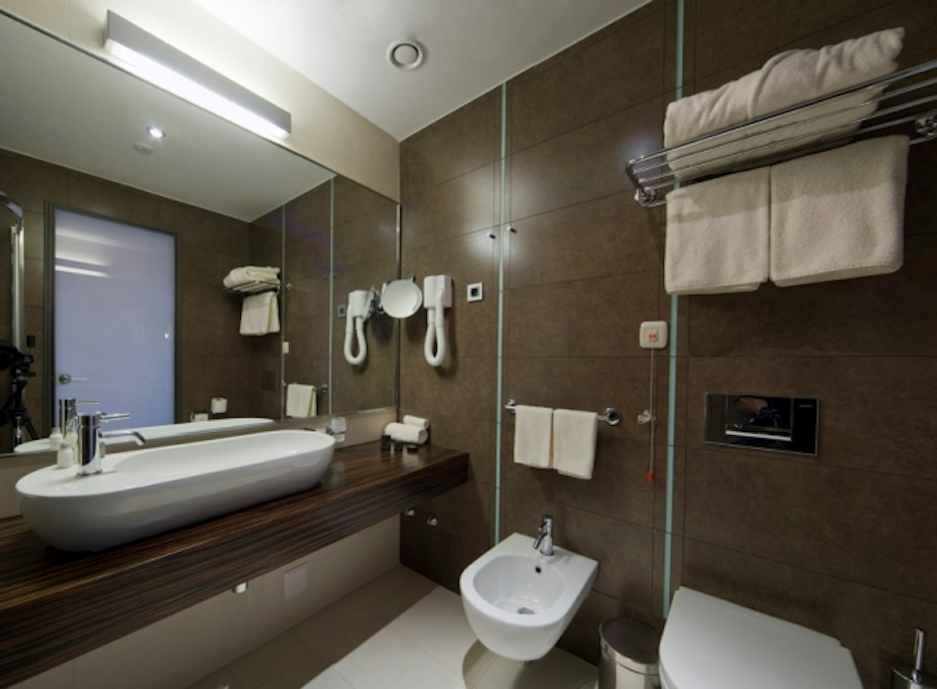 Nobel Design Hotel 33/35