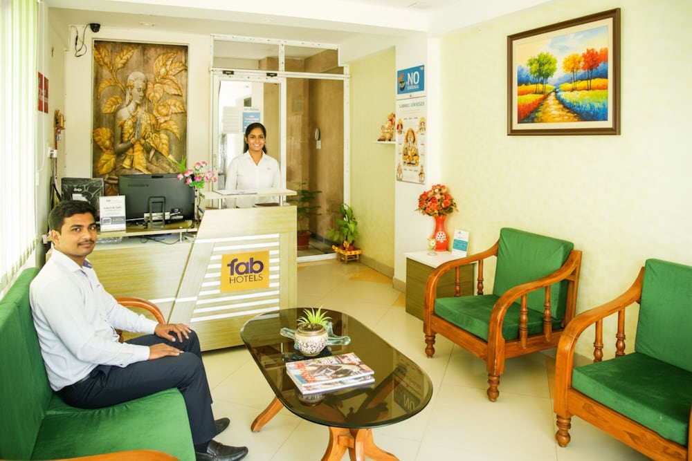Fabhotel Eleanora Inn New Town 33/43