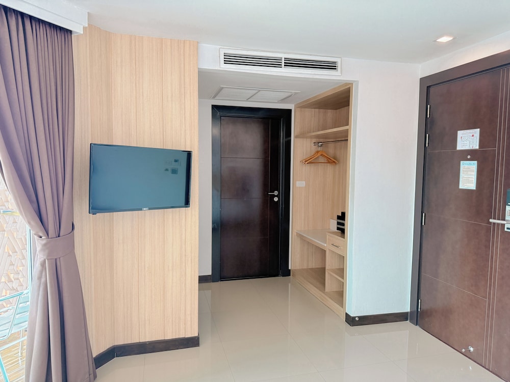 Vareena Palace 21/27