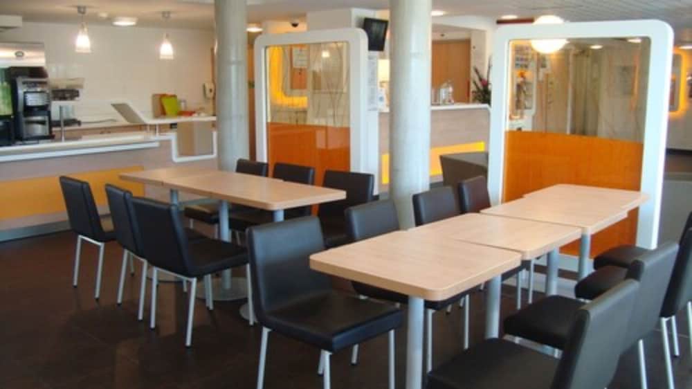IBIS BUDGET TOULOUSE AEROPORT 55/67