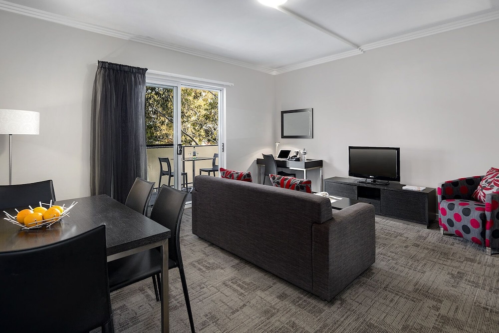 Quest Campbelltown 36/47