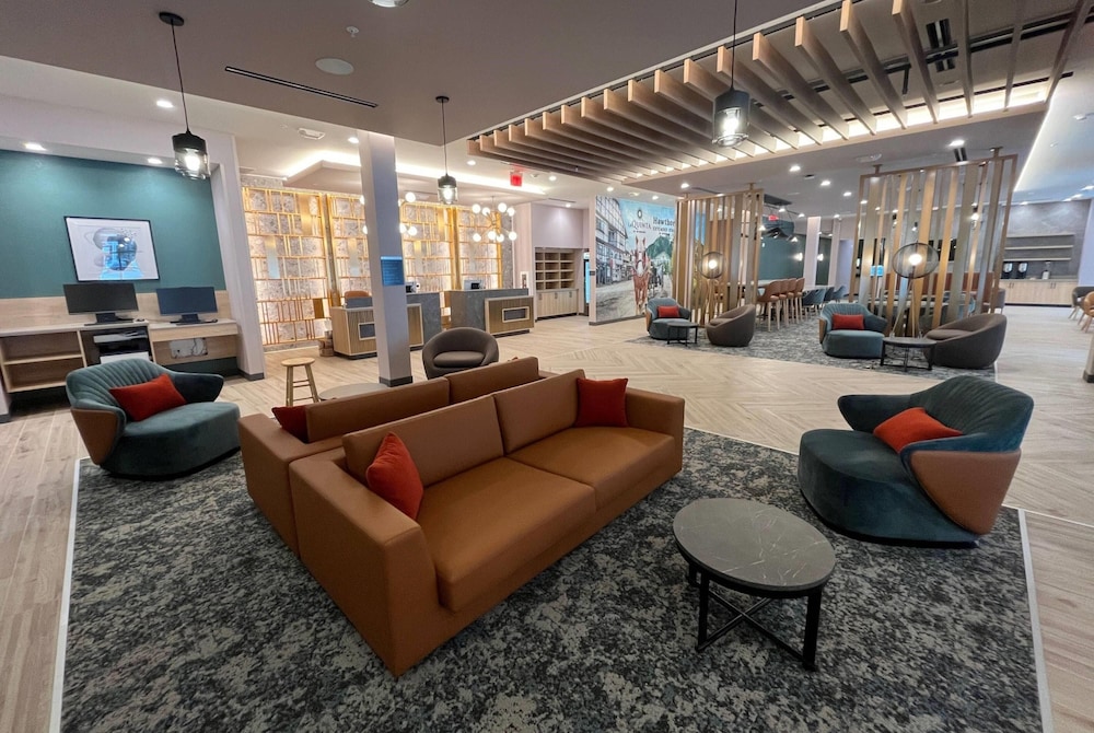 La Quinta Inn and Suites by Wyndham Leavenworth 44/60